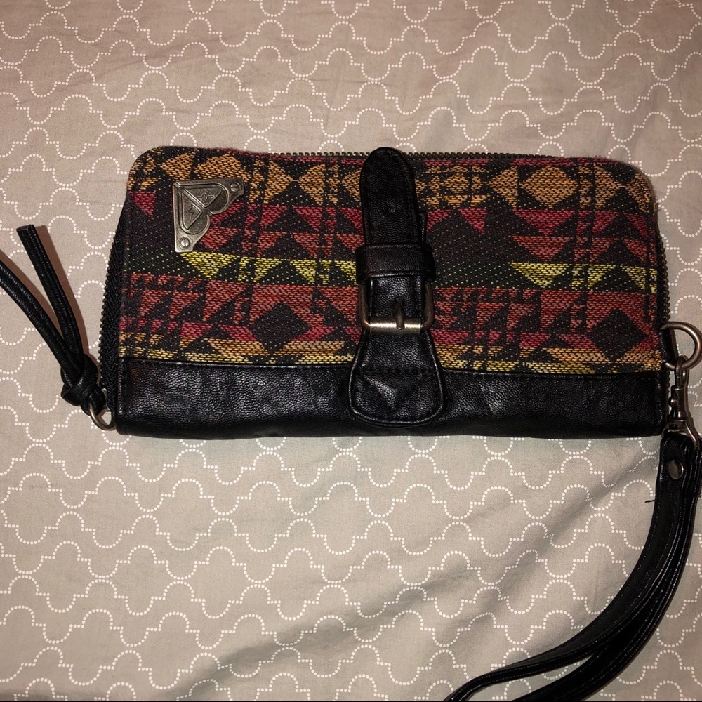 Roxy Patterned Black Leather wristlet/wallet